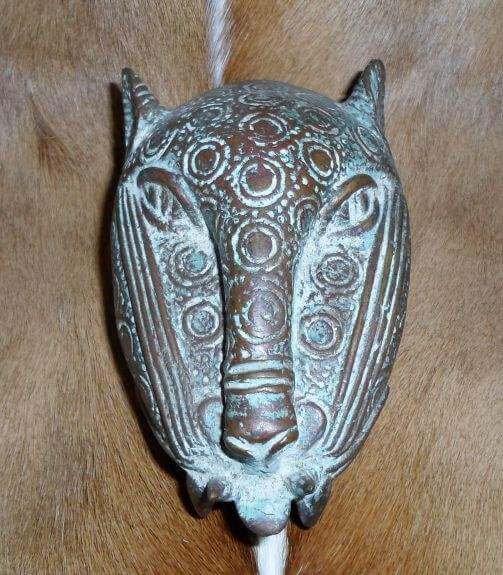 Benin bronze - leopard head