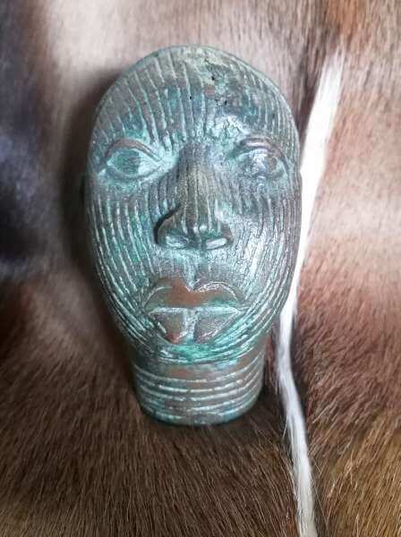Benin bronze -  head