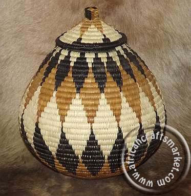 African hand woven Zulu basket