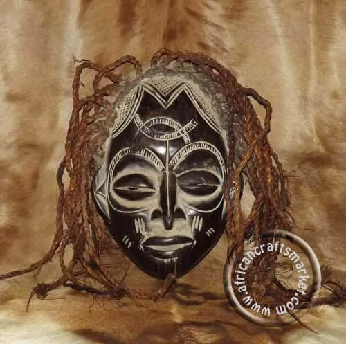 African female Chokwe mask