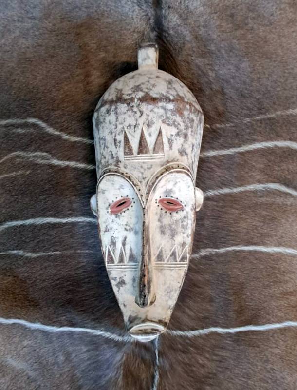 African black and white Fang mask