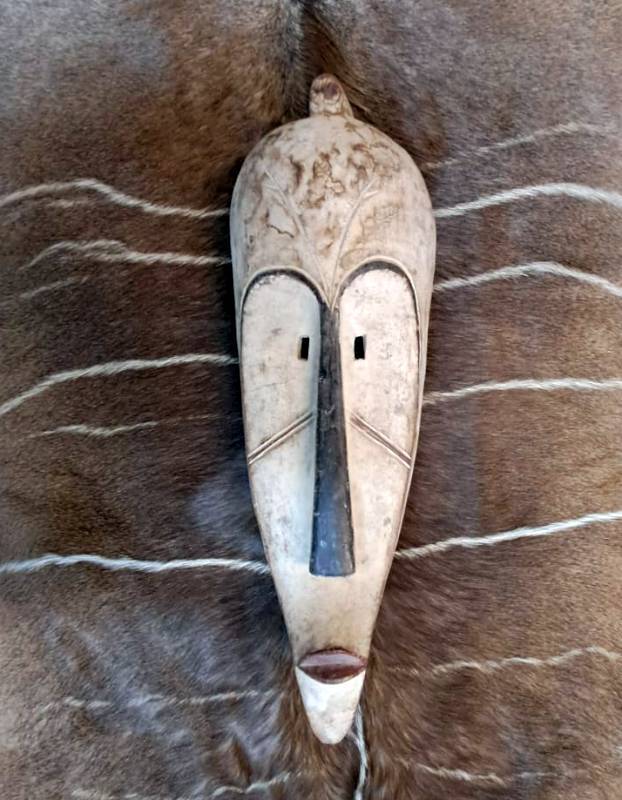 African black and white Fang mask