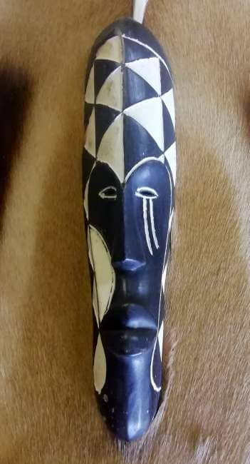 African white and black Fang mask