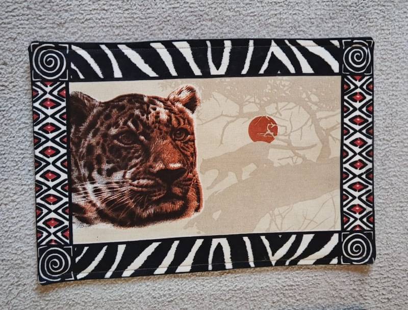 Leopard placemats